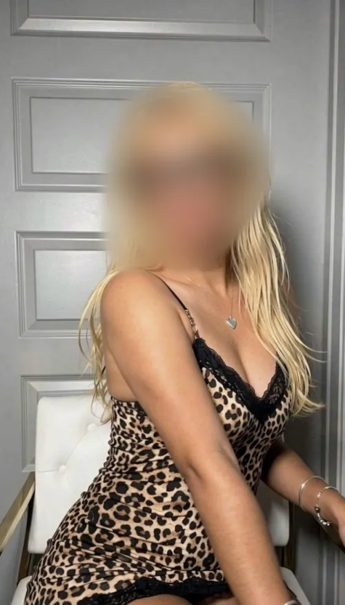 🔥 Ungarische Bitch-stopft mir ALLE meine saftigen Löcher...💦 - Thalwil